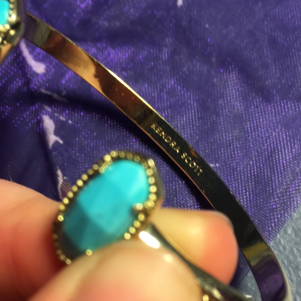 Kendra Scott bracelet
